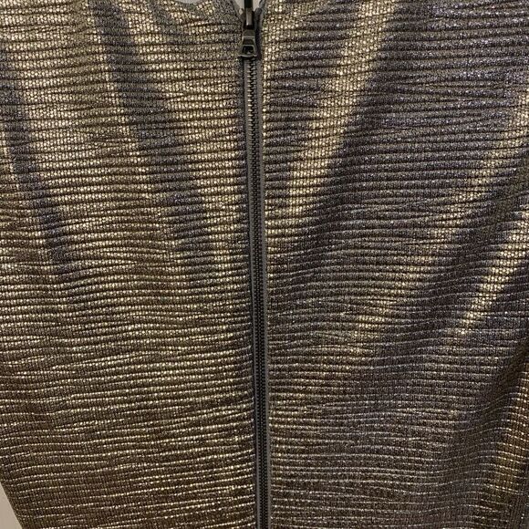 NWT Women’s Size 2💥Alice + Olivia💥Gold Luxe Metallic Finish Fitted Dress SEE - Picture 12 of 12